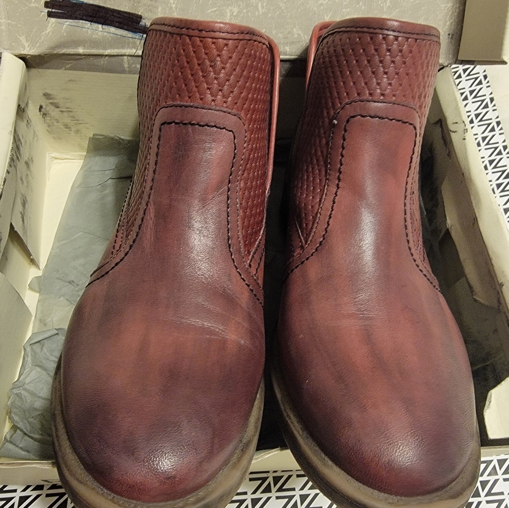 Roan Women's Leather Boots